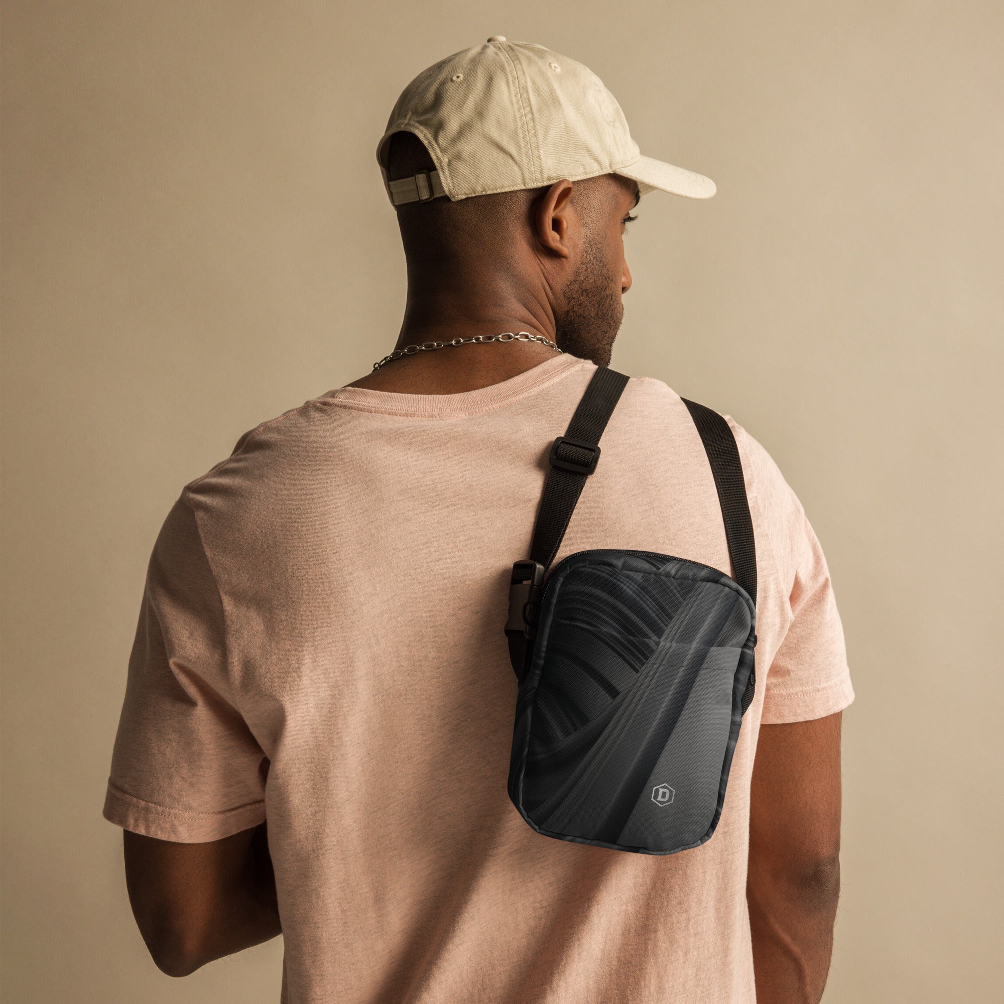 DROXXY – Silver Urban Crossbody | | DROXXY