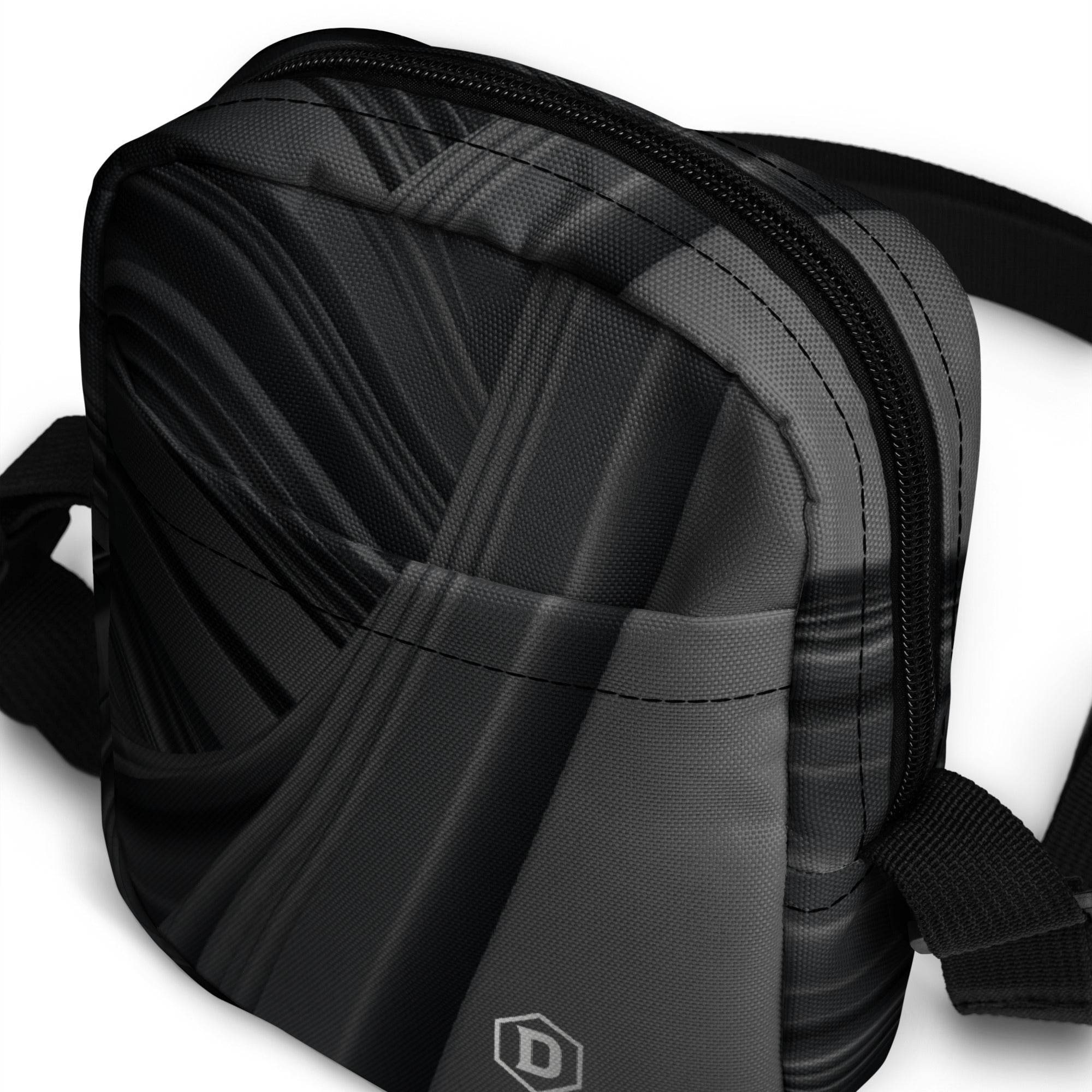 DROXXY – Silver Urban Crossbody | | DROXXY