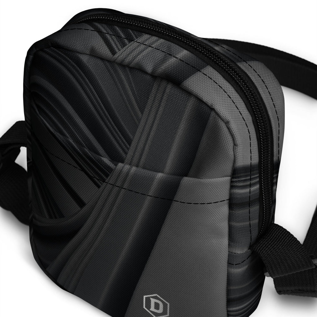 DROXXY – Silver Urban Crossbody | | DROXXY